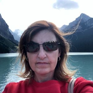 Meet your Posher, Renee